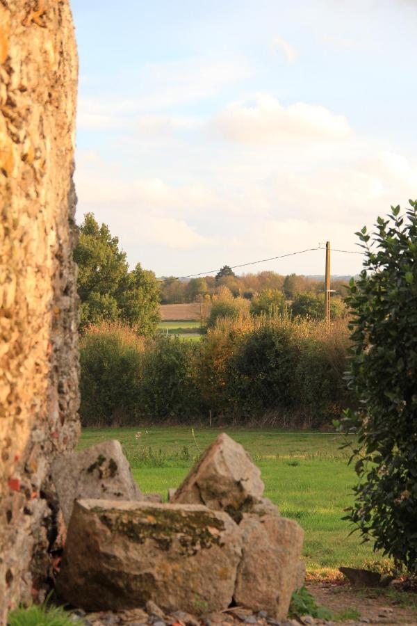 Les Chambres D'Hotes De La Metairie Du Bourg Les Herbiers Εξωτερικό φωτογραφία