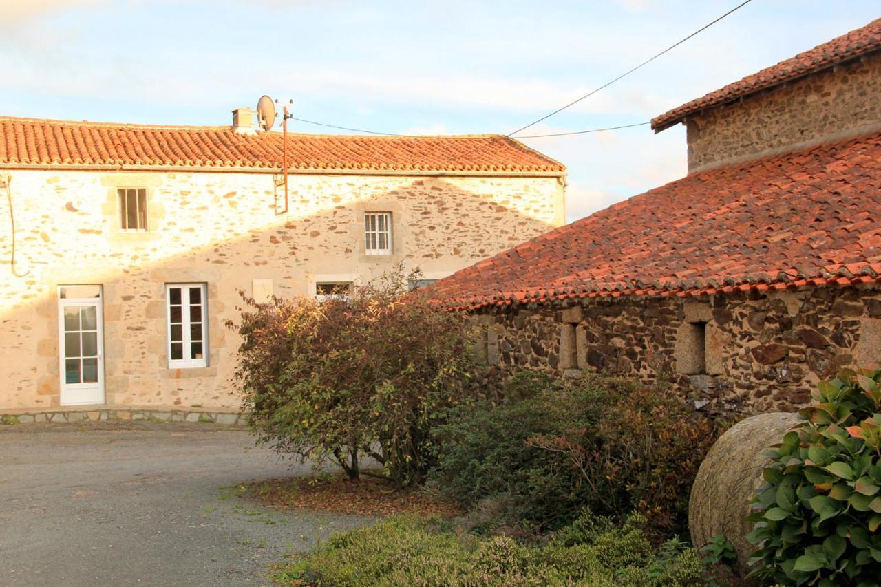Les Chambres D'Hotes De La Metairie Du Bourg Les Herbiers Εξωτερικό φωτογραφία